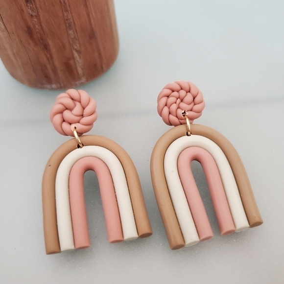 NWT Boho Pink Ivory Rainbow Retro Clay Dangle Earrings - Picture 2 of 5